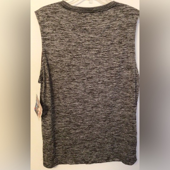 NWT Marvel Captain America Civil War  Graphic Tank Top Size XL - Picture 3 of 3